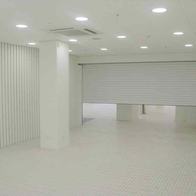 Portas de rolos de alumínio motorizadas de 1,2 mm para lojas de departamentos